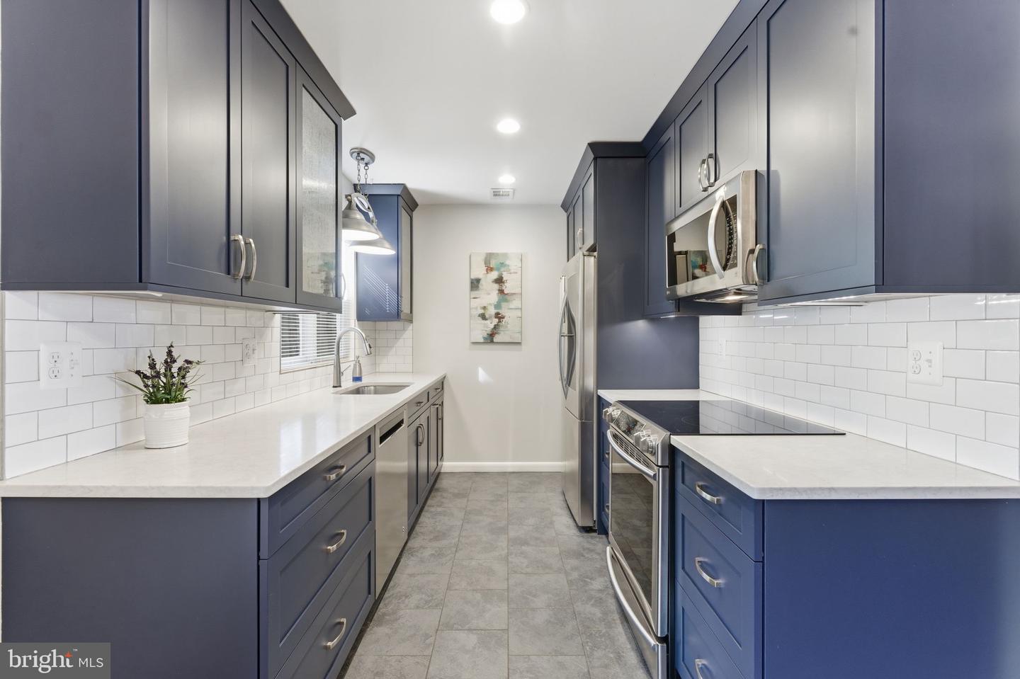 11309 GATESBOROUGH LN, RESTON, Virginia 20191, 3 Bedrooms Bedrooms, 5 Rooms Rooms,2 BathroomsBathrooms,Residential,For sale,11309 GATESBOROUGH LN,VAFX2276082 MLS # VAFX2276082