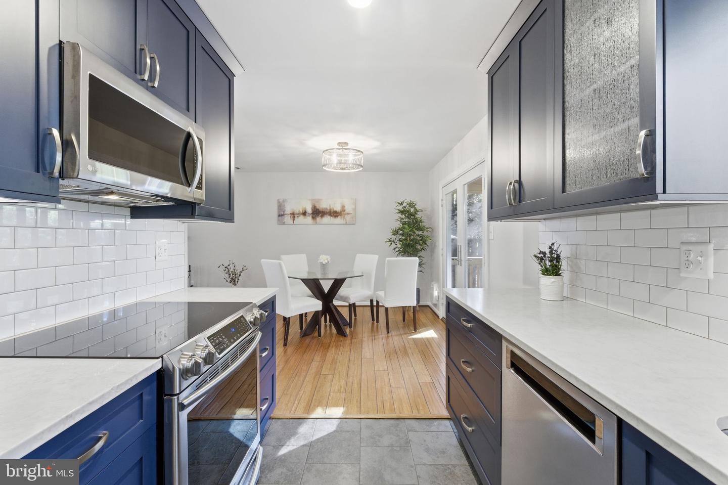 11309 GATESBOROUGH LN, RESTON, Virginia 20191, 3 Bedrooms Bedrooms, 5 Rooms Rooms,2 BathroomsBathrooms,Residential,For sale,11309 GATESBOROUGH LN,VAFX2276082 MLS # VAFX2276082