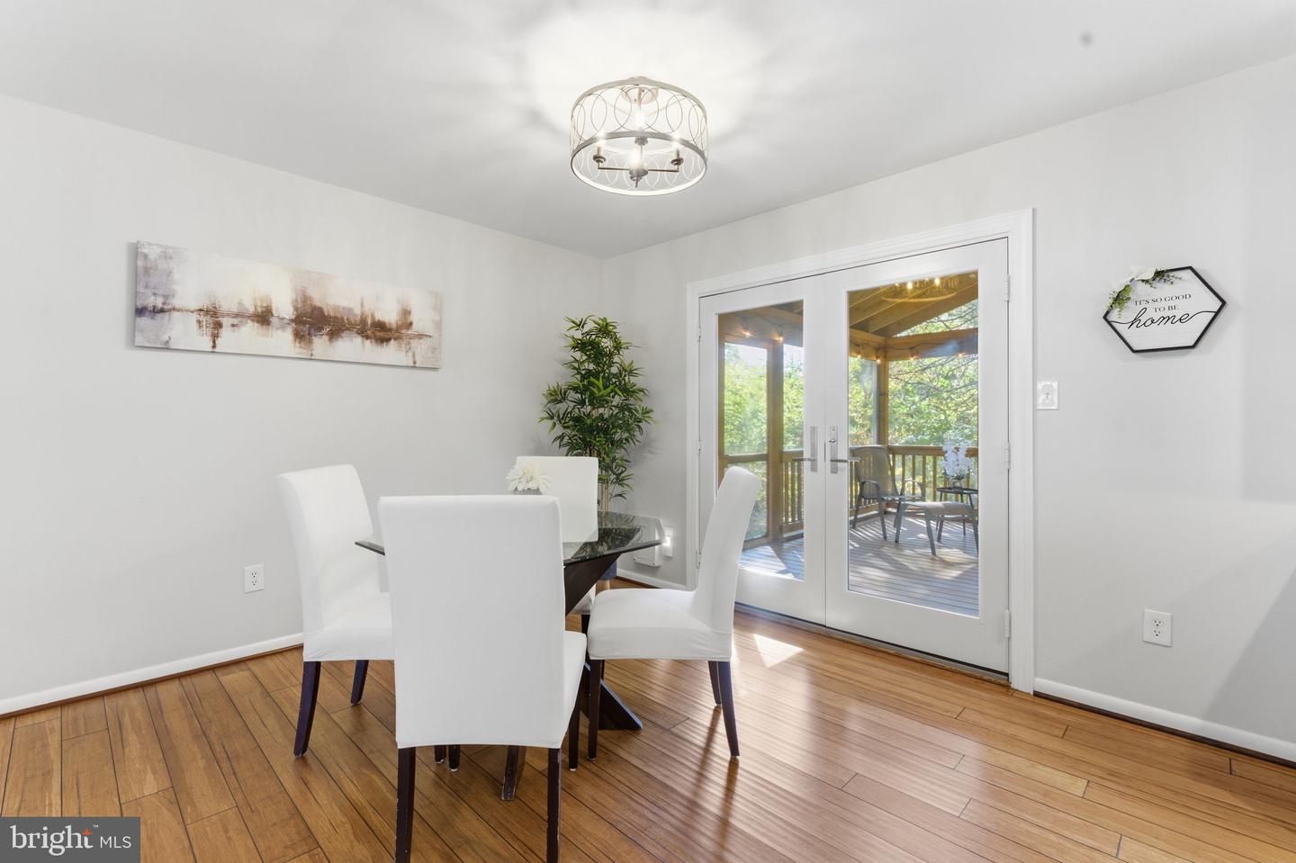 11309 GATESBOROUGH LN, RESTON, Virginia 20191, 3 Bedrooms Bedrooms, 5 Rooms Rooms,2 BathroomsBathrooms,Residential,For sale,11309 GATESBOROUGH LN,VAFX2276082 MLS # VAFX2276082