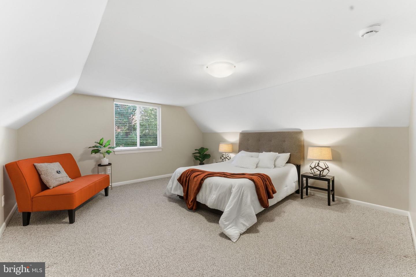 11309 GATESBOROUGH LN, RESTON, Virginia 20191, 3 Bedrooms Bedrooms, 5 Rooms Rooms,2 BathroomsBathrooms,Residential,For sale,11309 GATESBOROUGH LN,VAFX2276082 MLS # VAFX2276082