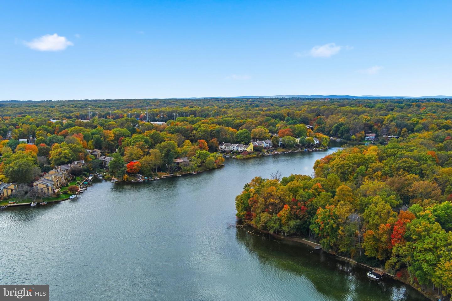 11309 GATESBOROUGH LN, RESTON, Virginia 20191, 3 Bedrooms Bedrooms, 5 Rooms Rooms,2 BathroomsBathrooms,Residential,For sale,11309 GATESBOROUGH LN,VAFX2276082 MLS # VAFX2276082