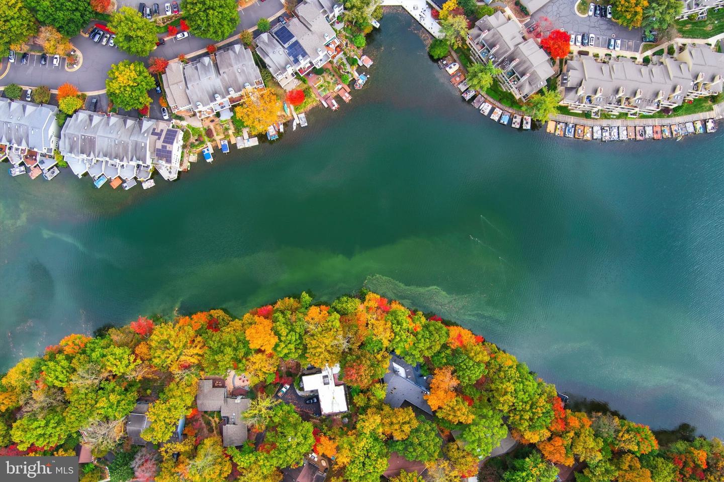 11309 GATESBOROUGH LN, RESTON, Virginia 20191, 3 Bedrooms Bedrooms, 5 Rooms Rooms,2 BathroomsBathrooms,Residential,For sale,11309 GATESBOROUGH LN,VAFX2276082 MLS # VAFX2276082