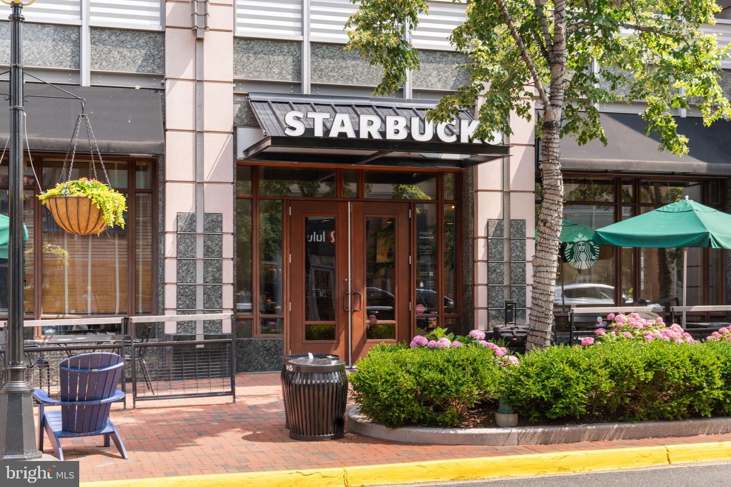 11309 GATESBOROUGH LN, RESTON, Virginia 20191, 3 Bedrooms Bedrooms, 5 Rooms Rooms,2 BathroomsBathrooms,Residential,For sale,11309 GATESBOROUGH LN,VAFX2276082 MLS # VAFX2276082