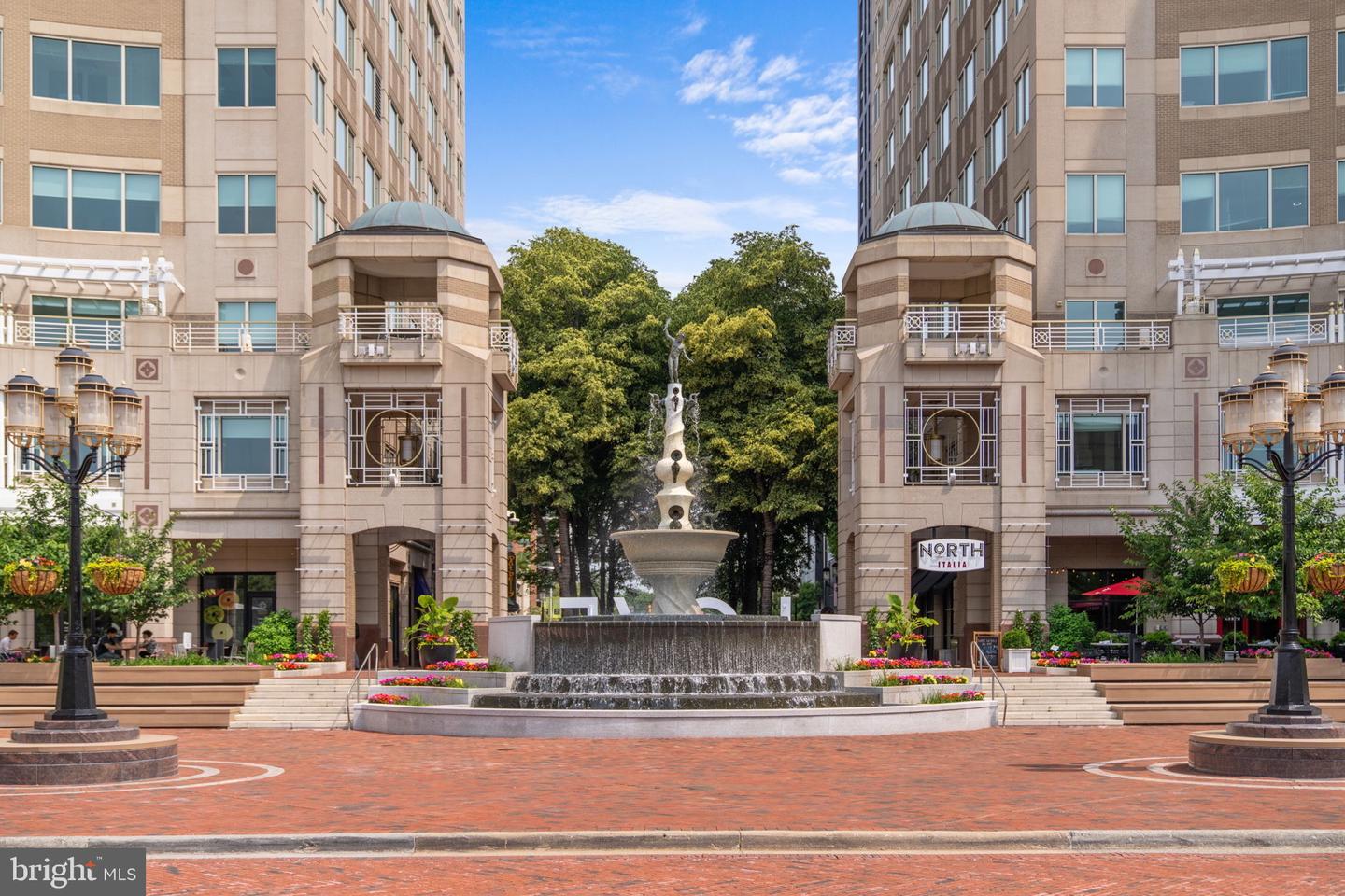 11309 GATESBOROUGH LN, RESTON, Virginia 20191, 3 Bedrooms Bedrooms, 5 Rooms Rooms,2 BathroomsBathrooms,Residential,For sale,11309 GATESBOROUGH LN,VAFX2276082 MLS # VAFX2276082