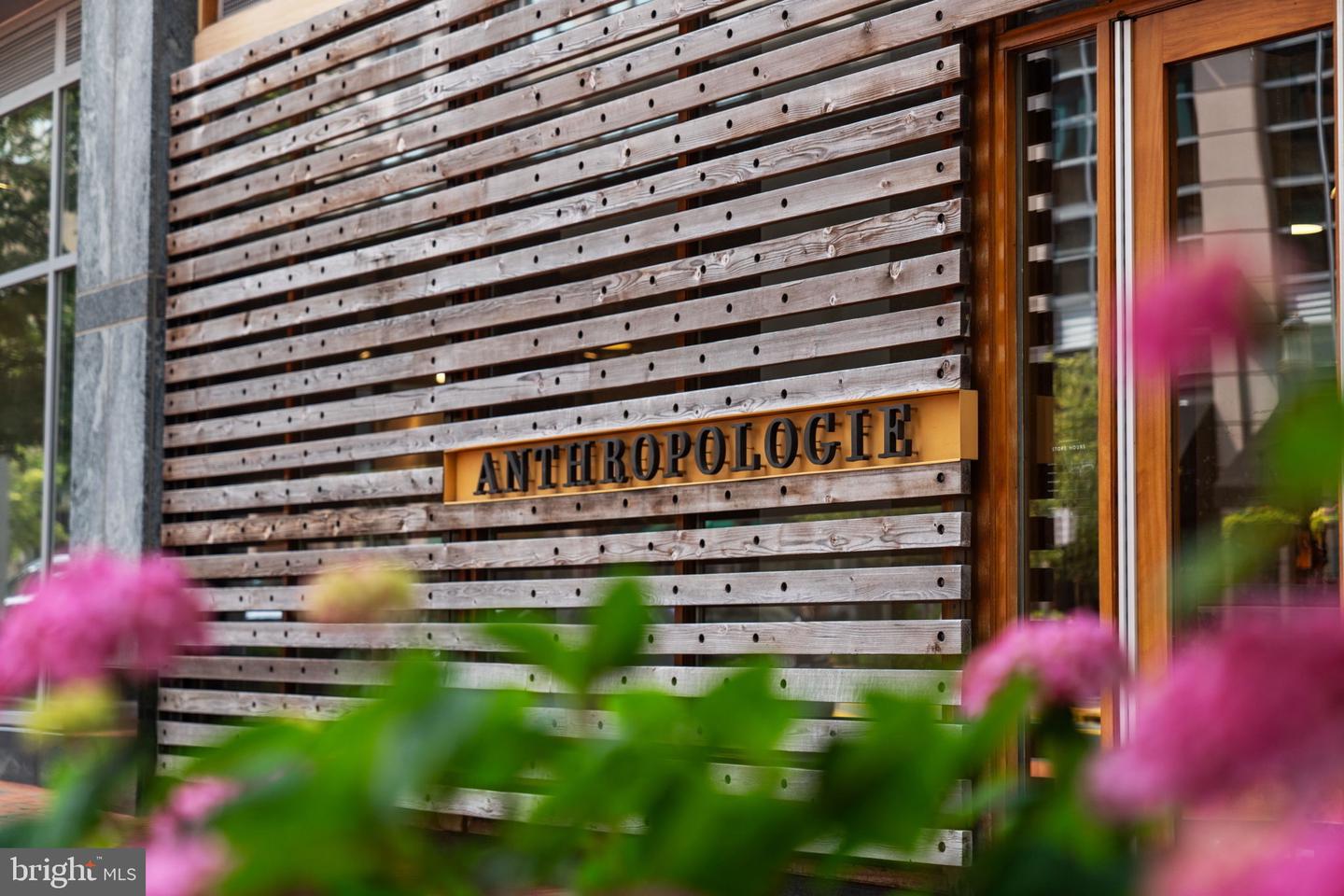 11309 GATESBOROUGH LN, RESTON, Virginia 20191, 3 Bedrooms Bedrooms, 5 Rooms Rooms,2 BathroomsBathrooms,Residential,For sale,11309 GATESBOROUGH LN,VAFX2276082 MLS # VAFX2276082