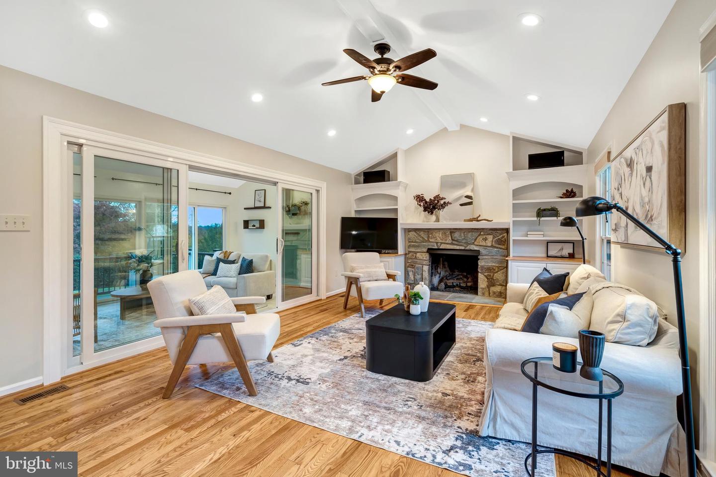 1332 CARPERS FARM WAY, VIENNA, Virginia 22182, 5 Bedrooms Bedrooms, ,3 BathroomsBathrooms,Residential,For sale,1332 CARPERS FARM WAY,VAFX2276094 MLS # VAFX2276094 1332 CARPERS FARM WAY, VIENNA, Virginia 22182, 5 Bedrooms Bedrooms, ,3 BathroomsBathrooms,Residential,For sale,1332 CARPERS FARM WAY,VAFX2276094 MLS # VAFX2276094