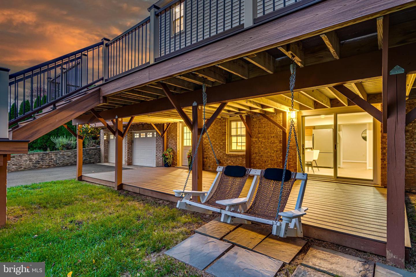 1332 CARPERS FARM WAY, VIENNA, Virginia 22182, 5 Bedrooms Bedrooms, ,3 BathroomsBathrooms,Residential,For sale,1332 CARPERS FARM WAY,VAFX2276094 MLS # VAFX2276094 1332 CARPERS FARM WAY, VIENNA, Virginia 22182, 5 Bedrooms Bedrooms, ,3 BathroomsBathrooms,Residential,For sale,1332 CARPERS FARM WAY,VAFX2276094 MLS # VAFX2276094