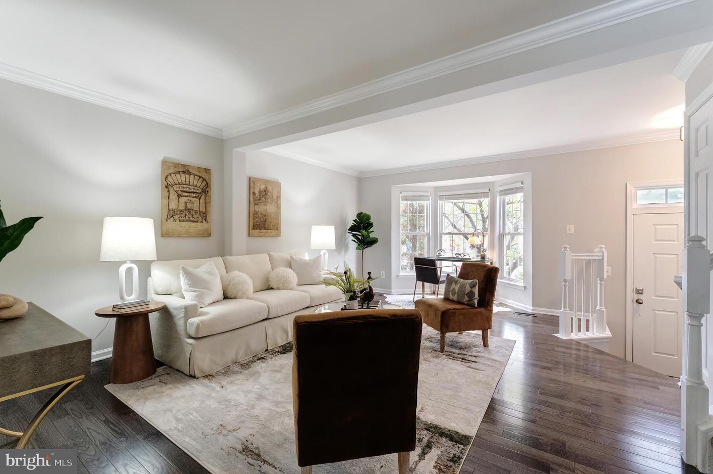 23032 POTOMAC HILL SQ, STERLING, Virginia 20166, 4 Bedrooms Bedrooms, ,3 BathroomsBathrooms,Residential,For sale,23032 POTOMAC HILL SQ,VALO2109624 MLS # VALO2109624