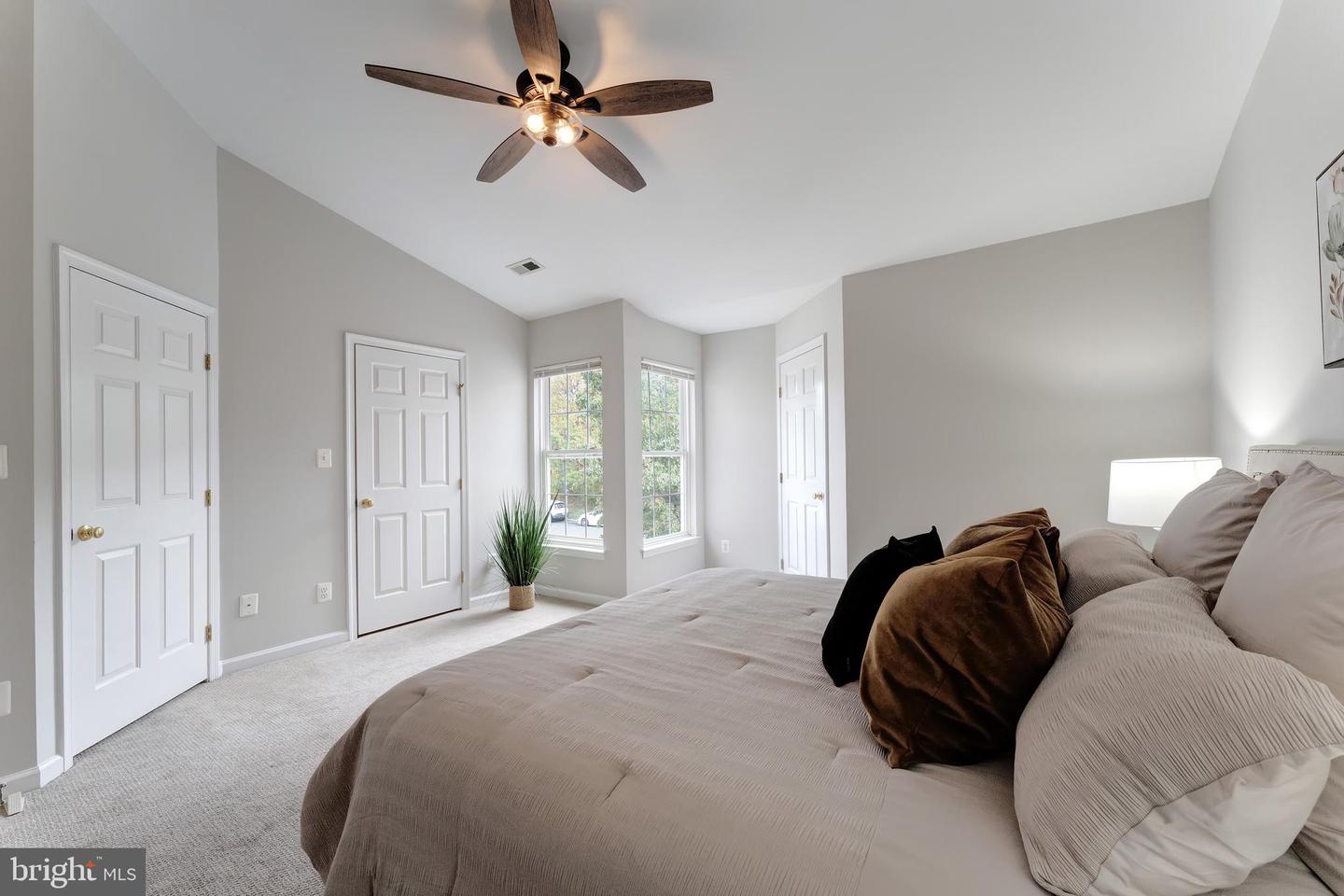 23032 POTOMAC HILL SQ, STERLING, Virginia 20166, 4 Bedrooms Bedrooms, ,3 BathroomsBathrooms,Residential,For sale,23032 POTOMAC HILL SQ,VALO2109624 MLS # VALO2109624