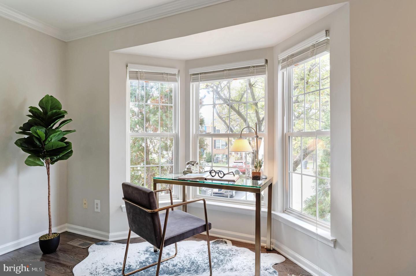 23032 POTOMAC HILL SQ, STERLING, Virginia 20166, 4 Bedrooms Bedrooms, ,3 BathroomsBathrooms,Residential,For sale,23032 POTOMAC HILL SQ,VALO2109624 MLS # VALO2109624