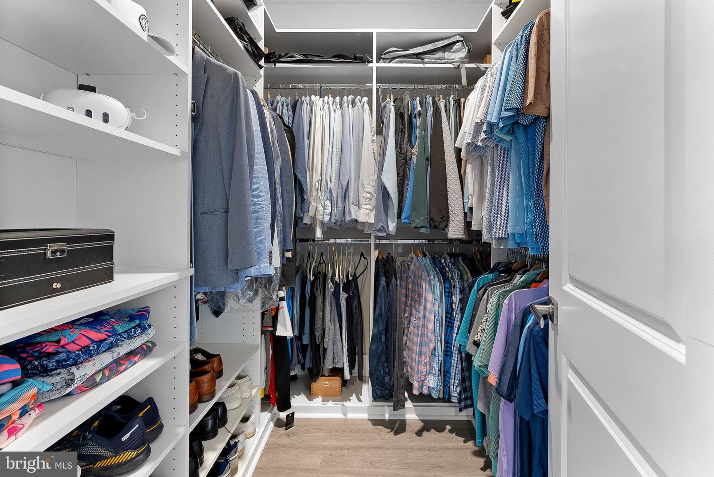 41086 FRESHFIELDS CT, ALDIE, Virginia 20105, 5 Bedrooms Bedrooms, ,4 BathroomsBathrooms,Residential,For sale,41086 FRESHFIELDS CT,VALO2109642 MLS # VALO2109642