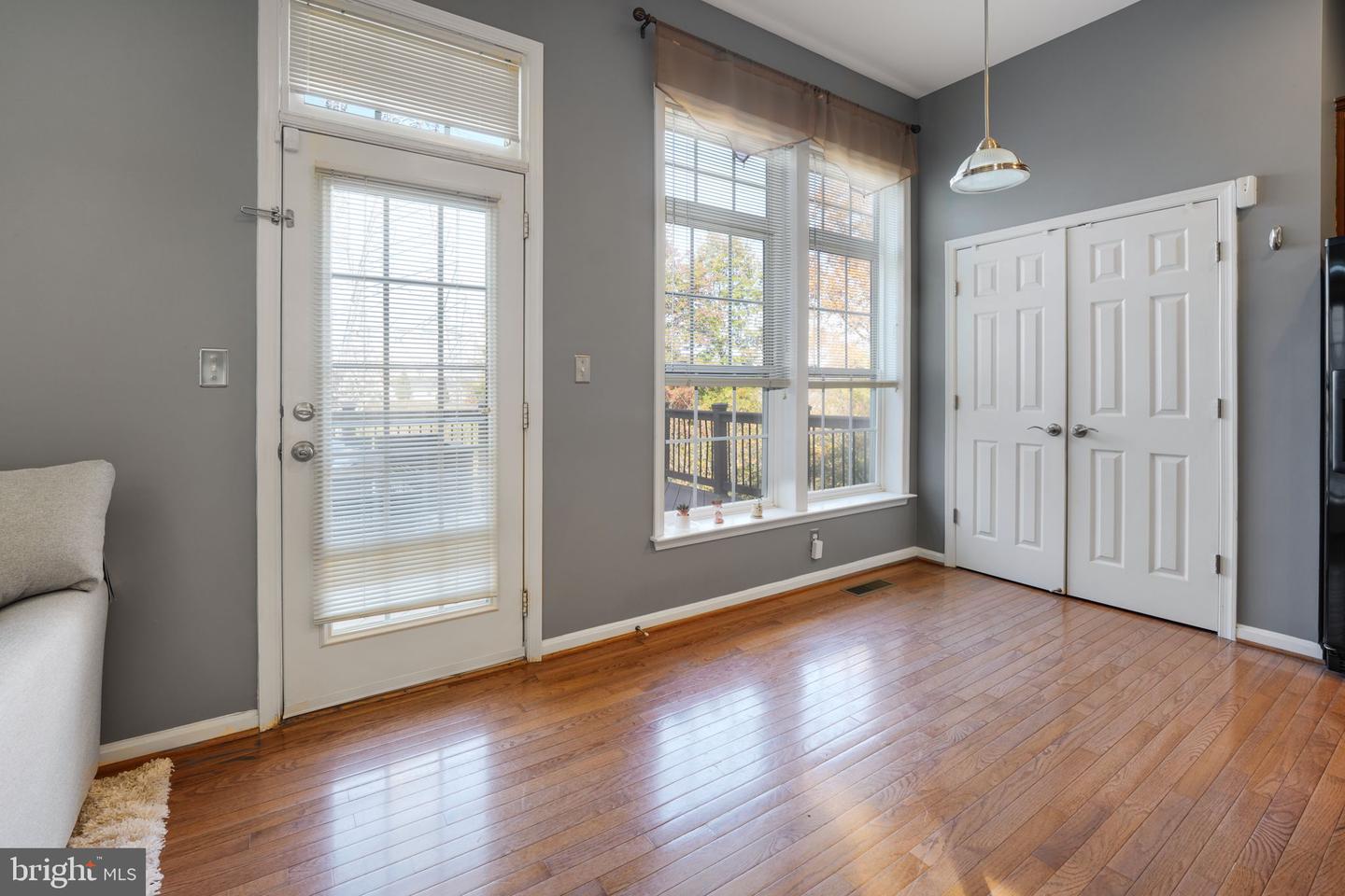 41863 CINNABAR SQ, ALDIE, Virginia 20105, 3 Bedrooms Bedrooms, ,3 BathroomsBathrooms,Residential,For sale,41863 CINNABAR SQ,VALO2109672 MLS # VALO2109672 41863 CINNABAR SQ, ALDIE, Virginia 20105, 3 Bedrooms Bedrooms, ,3 BathroomsBathrooms,Residential,For sale,41863 CINNABAR SQ,VALO2109672 MLS # VALO2109672