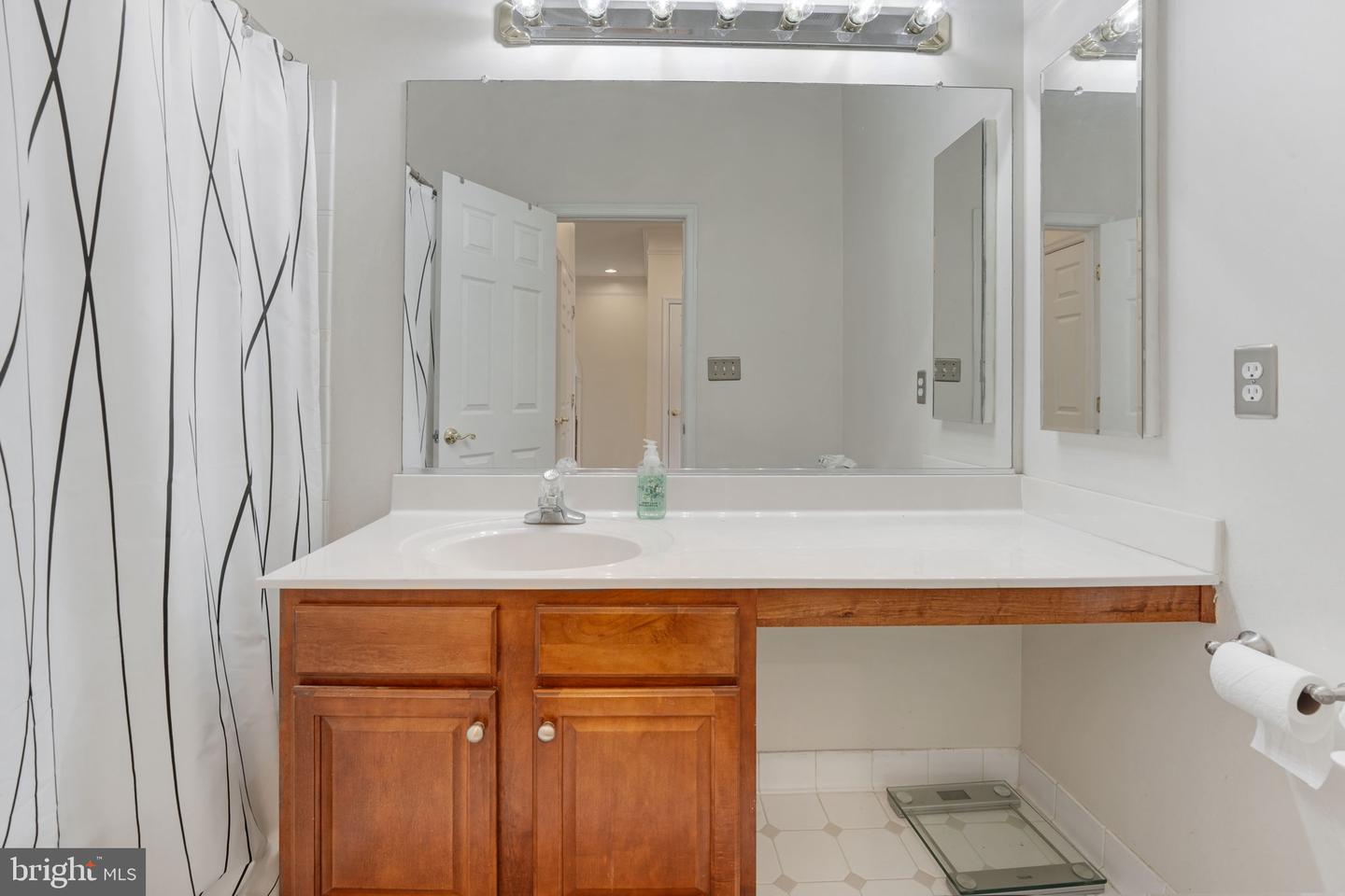 41863 CINNABAR SQ, ALDIE, Virginia 20105, 3 Bedrooms Bedrooms, ,3 BathroomsBathrooms,Residential,For sale,41863 CINNABAR SQ,VALO2109672 MLS # VALO2109672 41863 CINNABAR SQ, ALDIE, Virginia 20105, 3 Bedrooms Bedrooms, ,3 BathroomsBathrooms,Residential,For sale,41863 CINNABAR SQ,VALO2109672 MLS # VALO2109672