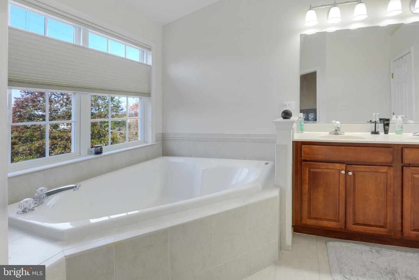 41863 CINNABAR SQ, ALDIE, Virginia 20105, 3 Bedrooms Bedrooms, ,3 BathroomsBathrooms,Residential,For sale,41863 CINNABAR SQ,VALO2109672 MLS # VALO2109672 41863 CINNABAR SQ, ALDIE, Virginia 20105, 3 Bedrooms Bedrooms, ,3 BathroomsBathrooms,Residential,For sale,41863 CINNABAR SQ,VALO2109672 MLS # VALO2109672