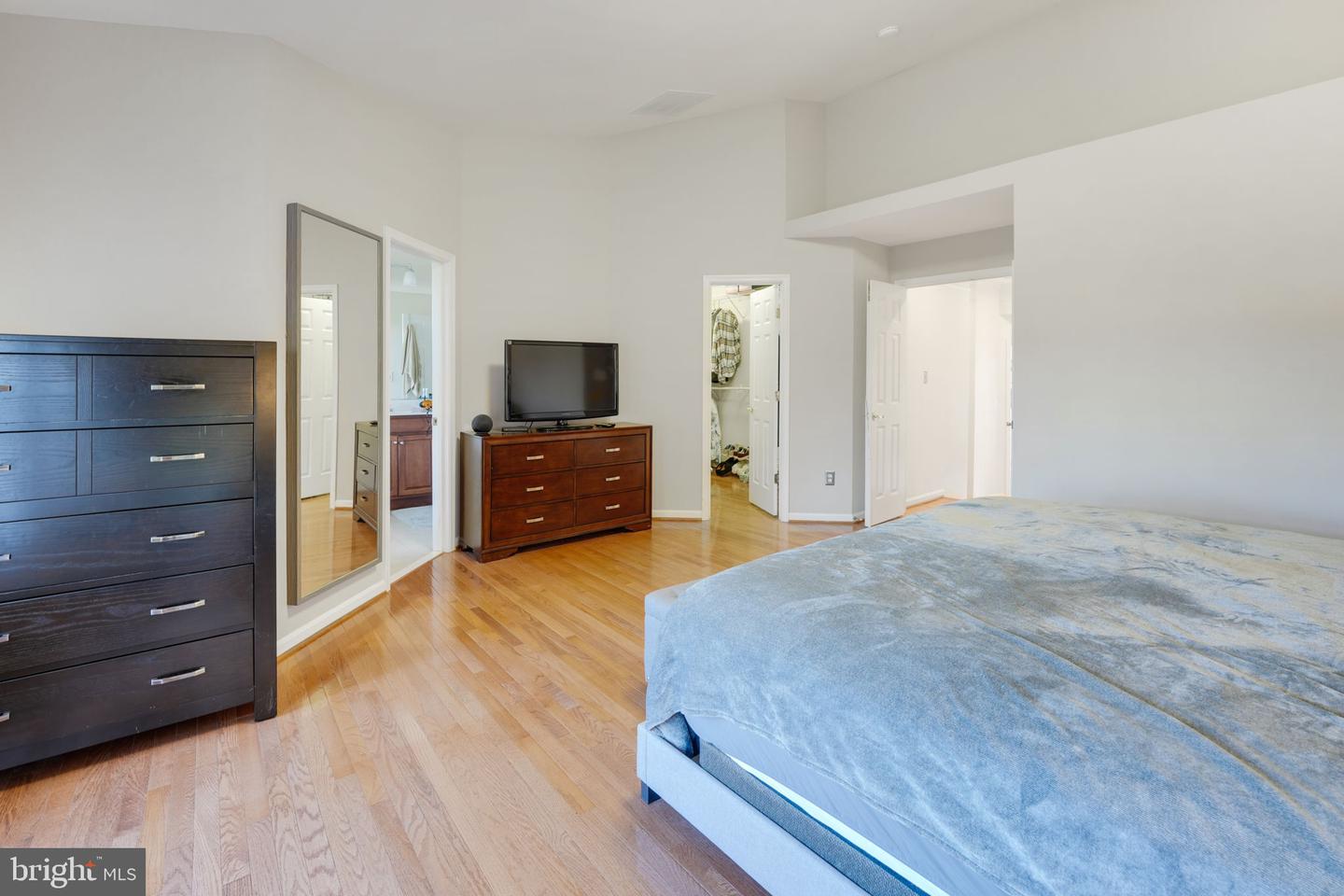 41863 CINNABAR SQ, ALDIE, Virginia 20105, 3 Bedrooms Bedrooms, ,3 BathroomsBathrooms,Residential,For sale,41863 CINNABAR SQ,VALO2109672 MLS # VALO2109672 41863 CINNABAR SQ, ALDIE, Virginia 20105, 3 Bedrooms Bedrooms, ,3 BathroomsBathrooms,Residential,For sale,41863 CINNABAR SQ,VALO2109672 MLS # VALO2109672