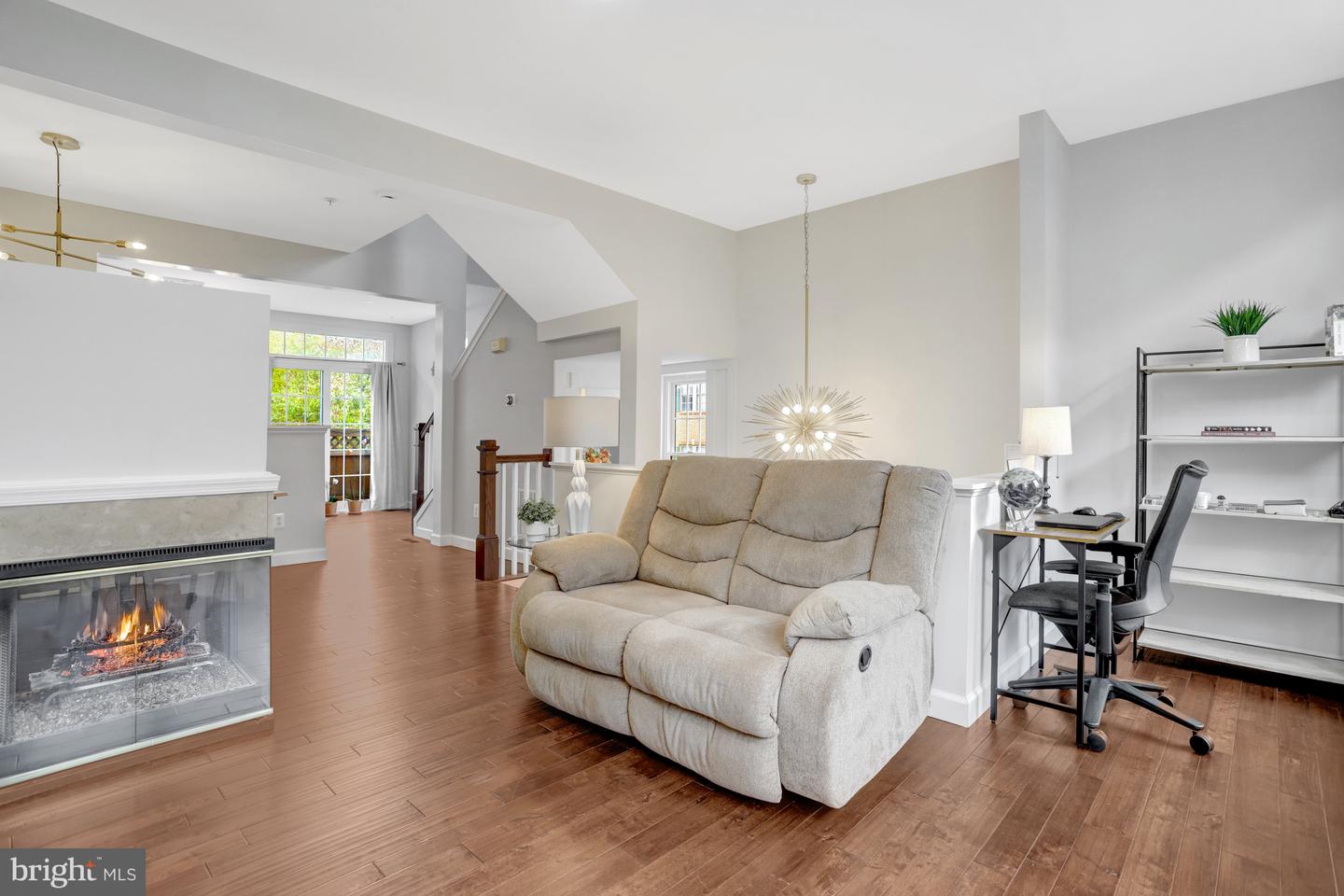 954 HARRISON CIR, ALEXANDRIA, Virginia 22304, 2 Bedrooms Bedrooms, ,2 BathroomsBathrooms,Residential,For sale,954 HARRISON CIR,VAAX2051202 MLS # VAAX2051202