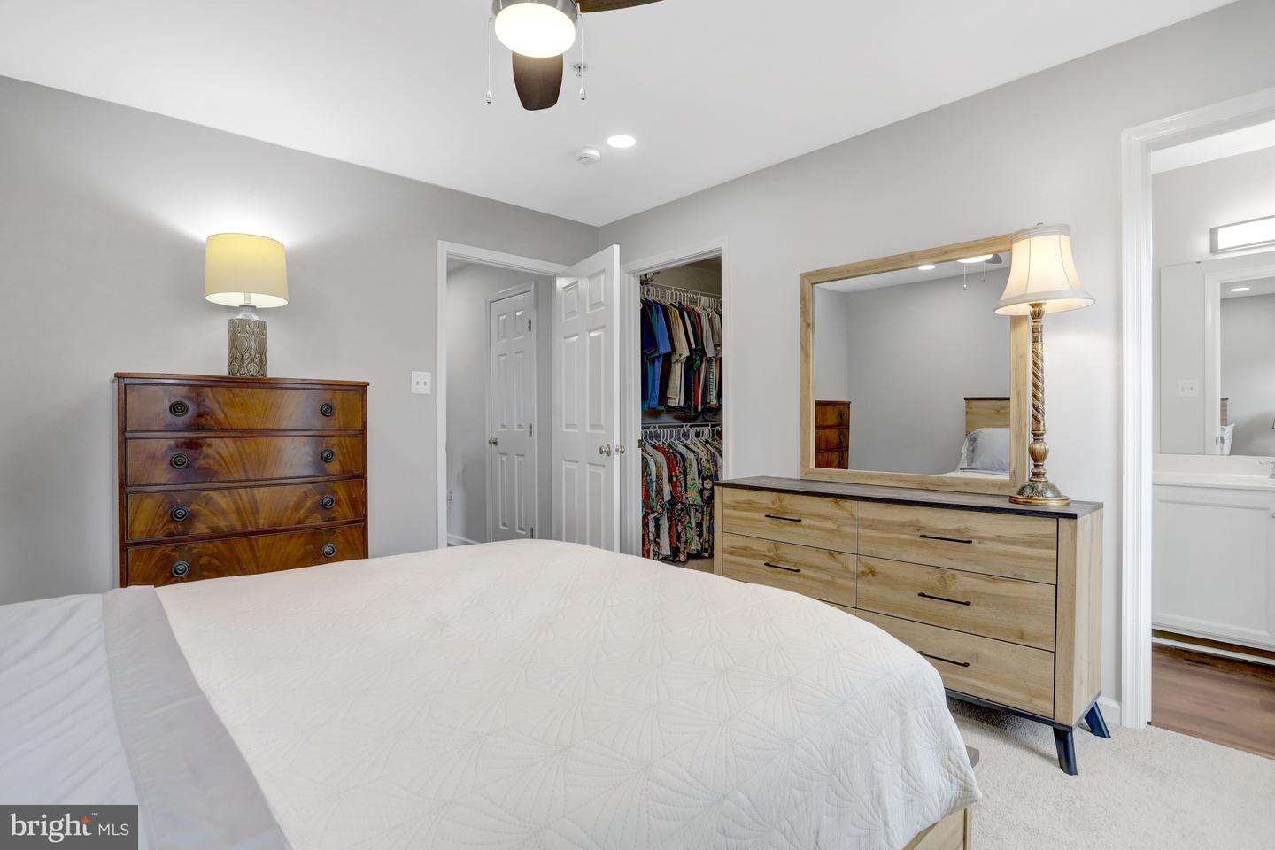 954 HARRISON CIR, ALEXANDRIA, Virginia 22304, 2 Bedrooms Bedrooms, ,2 BathroomsBathrooms,Residential,For sale,954 HARRISON CIR,VAAX2051202 MLS # VAAX2051202