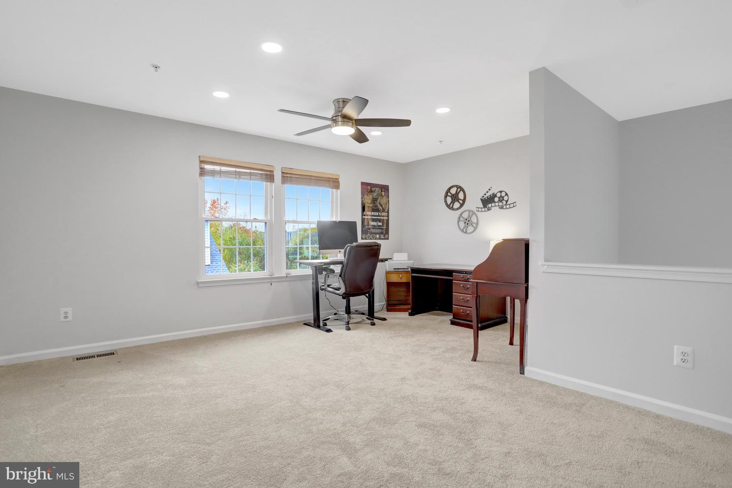 954 HARRISON CIR, ALEXANDRIA, Virginia 22304, 2 Bedrooms Bedrooms, ,2 BathroomsBathrooms,Residential,For sale,954 HARRISON CIR,VAAX2051202 MLS # VAAX2051202