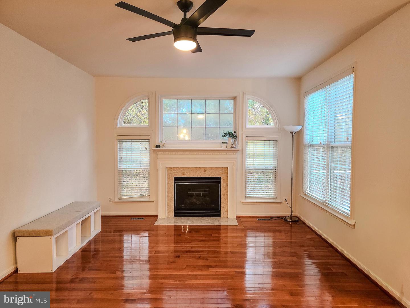 5209 JULE STAR DR, CENTREVILLE, Virginia 20120, 4 Bedrooms Bedrooms, 8 Rooms Rooms,3 BathroomsBathrooms,Residential,For sale,5209 JULE STAR DR,VAFX2276422 MLS # VAFX2276422 5209 JULE STAR DR, CENTREVILLE, Virginia 20120, 4 Bedrooms Bedrooms, 8 Rooms Rooms,3 BathroomsBathrooms,Residential,For sale,5209 JULE STAR DR,VAFX2276422 MLS # VAFX2276422