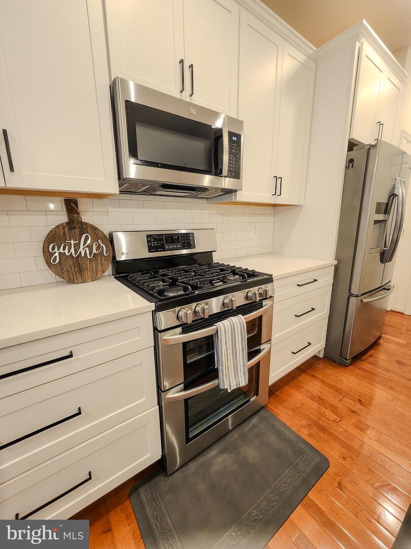 5209 JULE STAR DR, CENTREVILLE, Virginia 20120, 4 Bedrooms Bedrooms, 8 Rooms Rooms,3 BathroomsBathrooms,Residential,For sale,5209 JULE STAR DR,VAFX2276422 MLS # VAFX2276422 5209 JULE STAR DR, CENTREVILLE, Virginia 20120, 4 Bedrooms Bedrooms, 8 Rooms Rooms,3 BathroomsBathrooms,Residential,For sale,5209 JULE STAR DR,VAFX2276422 MLS # VAFX2276422