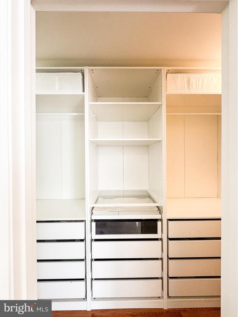 5209 JULE STAR DR, CENTREVILLE, Virginia 20120, 4 Bedrooms Bedrooms, 8 Rooms Rooms,3 BathroomsBathrooms,Residential,For sale,5209 JULE STAR DR,VAFX2276422 MLS # VAFX2276422 5209 JULE STAR DR, CENTREVILLE, Virginia 20120, 4 Bedrooms Bedrooms, 8 Rooms Rooms,3 BathroomsBathrooms,Residential,For sale,5209 JULE STAR DR,VAFX2276422 MLS # VAFX2276422