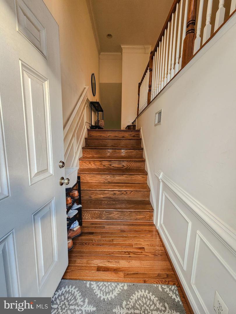 5209 JULE STAR DR, CENTREVILLE, Virginia 20120, 4 Bedrooms Bedrooms, 8 Rooms Rooms,3 BathroomsBathrooms,Residential,For sale,5209 JULE STAR DR,VAFX2276422 MLS # VAFX2276422 5209 JULE STAR DR, CENTREVILLE, Virginia 20120, 4 Bedrooms Bedrooms, 8 Rooms Rooms,3 BathroomsBathrooms,Residential,For sale,5209 JULE STAR DR,VAFX2276422 MLS # VAFX2276422