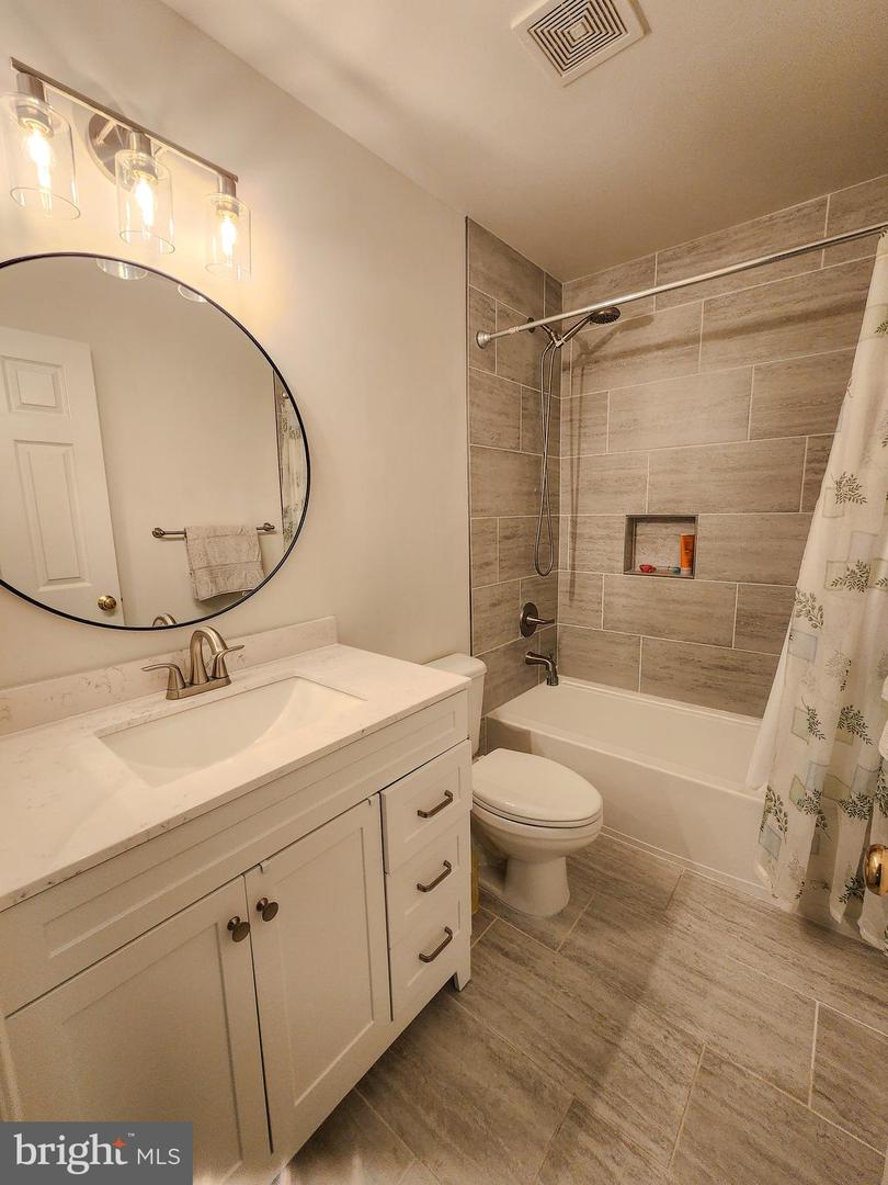 5209 JULE STAR DR, CENTREVILLE, Virginia 20120, 4 Bedrooms Bedrooms, 8 Rooms Rooms,3 BathroomsBathrooms,Residential,For sale,5209 JULE STAR DR,VAFX2276422 MLS # VAFX2276422 5209 JULE STAR DR, CENTREVILLE, Virginia 20120, 4 Bedrooms Bedrooms, 8 Rooms Rooms,3 BathroomsBathrooms,Residential,For sale,5209 JULE STAR DR,VAFX2276422 MLS # VAFX2276422