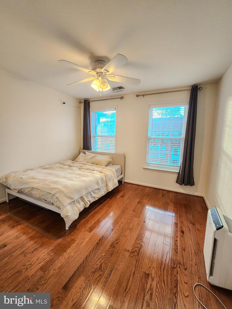 5209 JULE STAR DR, CENTREVILLE, Virginia 20120, 4 Bedrooms Bedrooms, 8 Rooms Rooms,3 BathroomsBathrooms,Residential,For sale,5209 JULE STAR DR,VAFX2276422 MLS # VAFX2276422 5209 JULE STAR DR, CENTREVILLE, Virginia 20120, 4 Bedrooms Bedrooms, 8 Rooms Rooms,3 BathroomsBathrooms,Residential,For sale,5209 JULE STAR DR,VAFX2276422 MLS # VAFX2276422