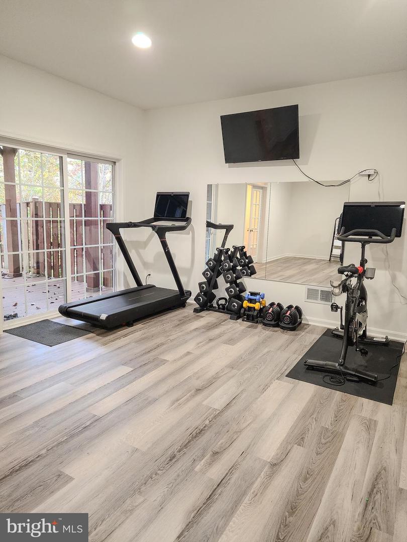 5209 JULE STAR DR, CENTREVILLE, Virginia 20120, 4 Bedrooms Bedrooms, 8 Rooms Rooms,3 BathroomsBathrooms,Residential,For sale,5209 JULE STAR DR,VAFX2276422 MLS # VAFX2276422 5209 JULE STAR DR, CENTREVILLE, Virginia 20120, 4 Bedrooms Bedrooms, 8 Rooms Rooms,3 BathroomsBathrooms,Residential,For sale,5209 JULE STAR DR,VAFX2276422 MLS # VAFX2276422