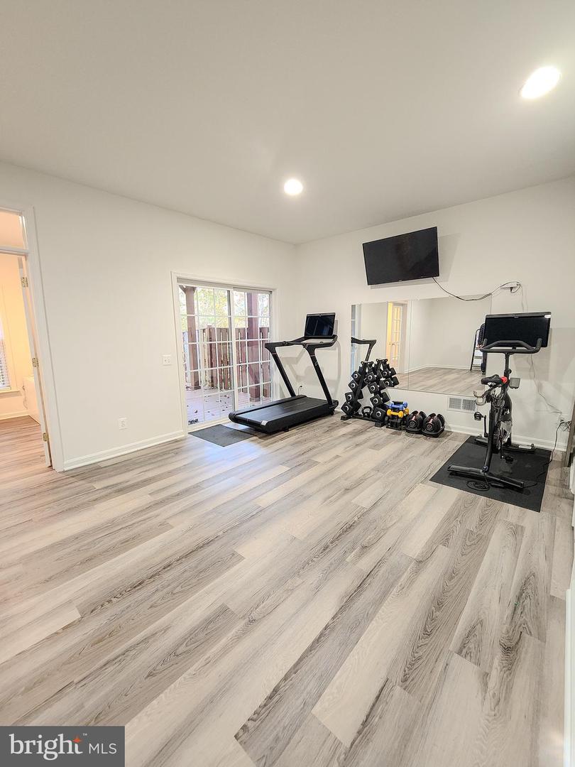 5209 JULE STAR DR, CENTREVILLE, Virginia 20120, 4 Bedrooms Bedrooms, 8 Rooms Rooms,3 BathroomsBathrooms,Residential,For sale,5209 JULE STAR DR,VAFX2276422 MLS # VAFX2276422 5209 JULE STAR DR, CENTREVILLE, Virginia 20120, 4 Bedrooms Bedrooms, 8 Rooms Rooms,3 BathroomsBathrooms,Residential,For sale,5209 JULE STAR DR,VAFX2276422 MLS # VAFX2276422