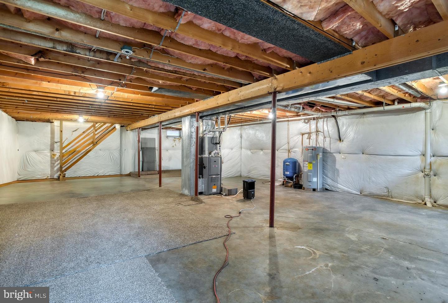 7 RED HAVEN LN, CHESTER GAP, Virginia 22623, 3 Bedrooms Bedrooms, 8 Rooms Rooms,2 BathroomsBathrooms,Residential,For sale,7 RED HAVEN LN,VARP2002358 MLS # VARP2002358