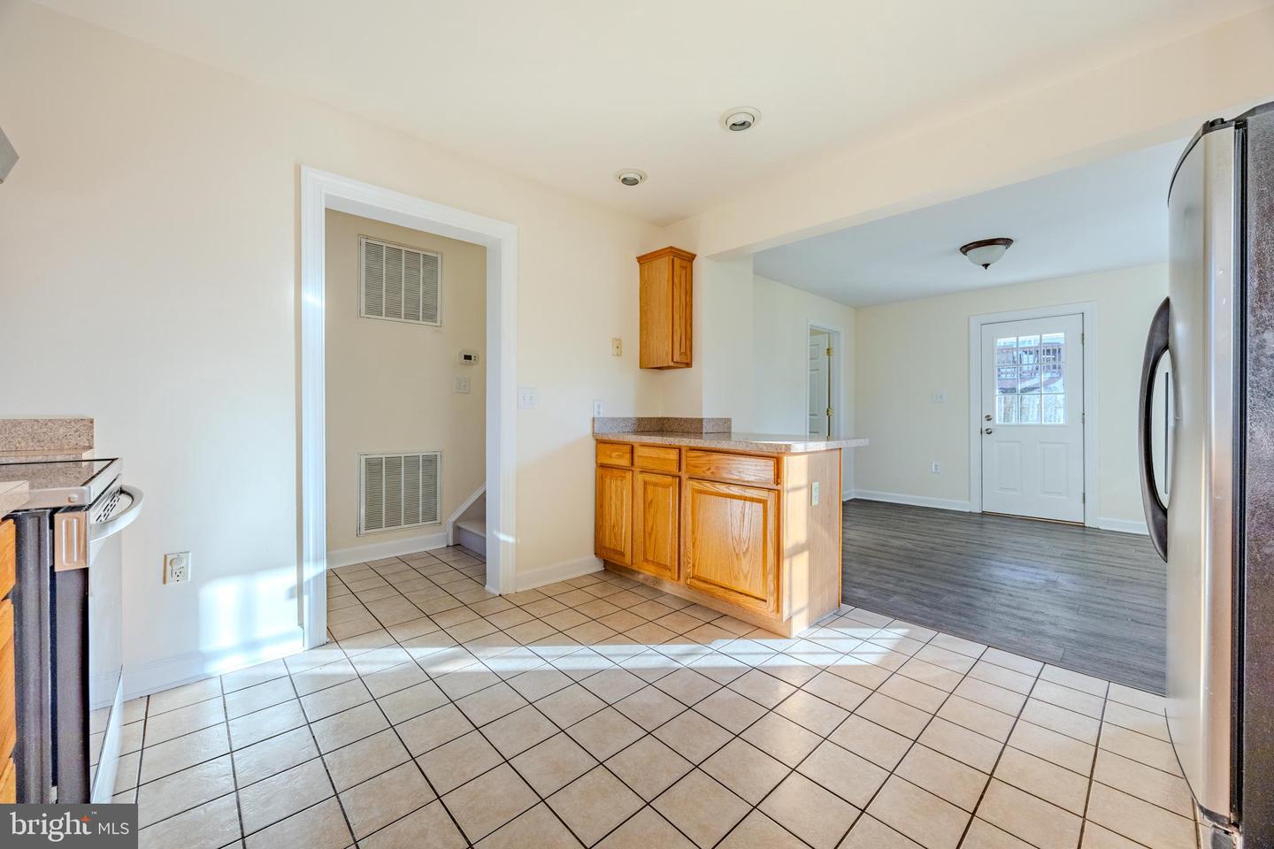 405 1/2 ELM ST, WINCHESTER, Virginia 22601, 3 Bedrooms Bedrooms, ,2 BathroomsBathrooms,Residential,For sale,405 1/2 ELM ST,VAWI2009354 MLS # VAWI2009354