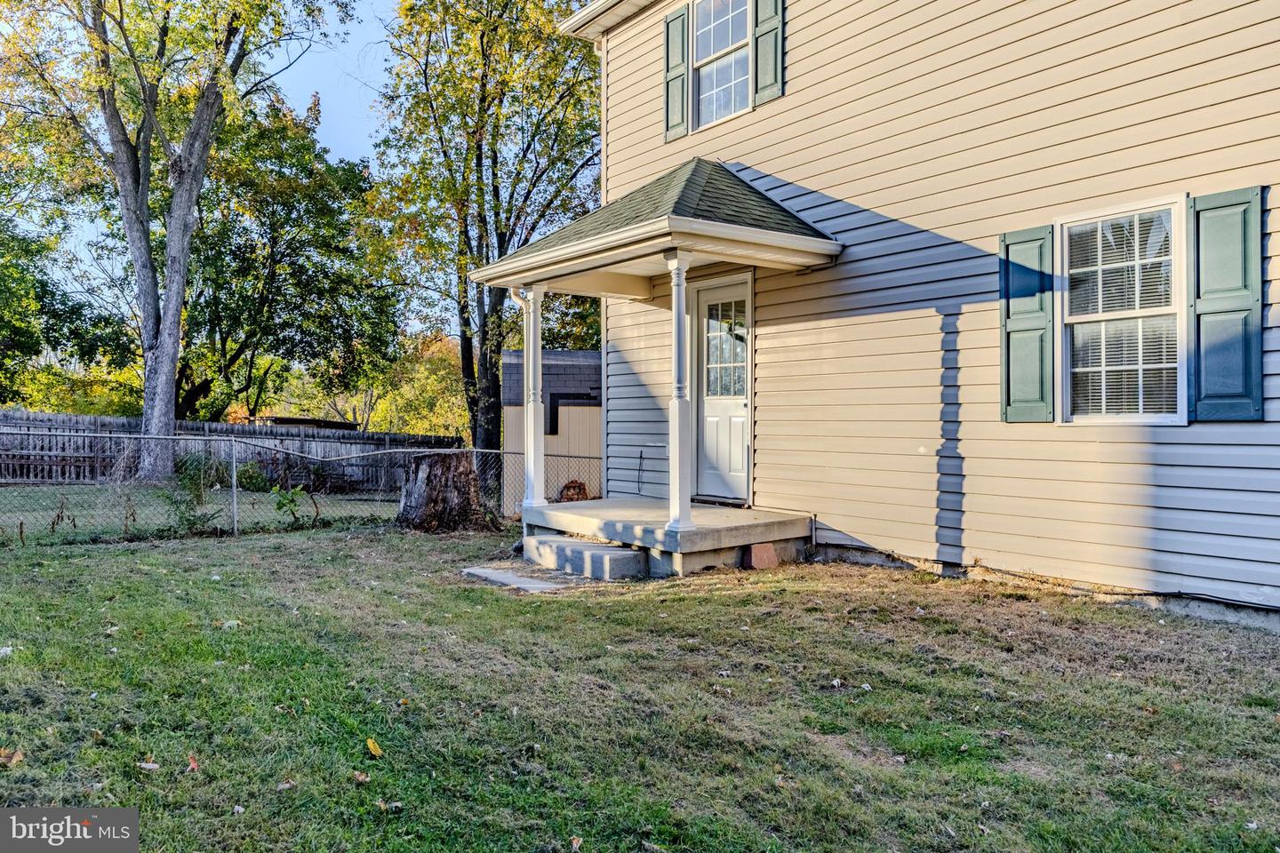 405 1/2 ELM ST, WINCHESTER, Virginia 22601, 3 Bedrooms Bedrooms, ,2 BathroomsBathrooms,Residential,For sale,405 1/2 ELM ST,VAWI2009354 MLS # VAWI2009354