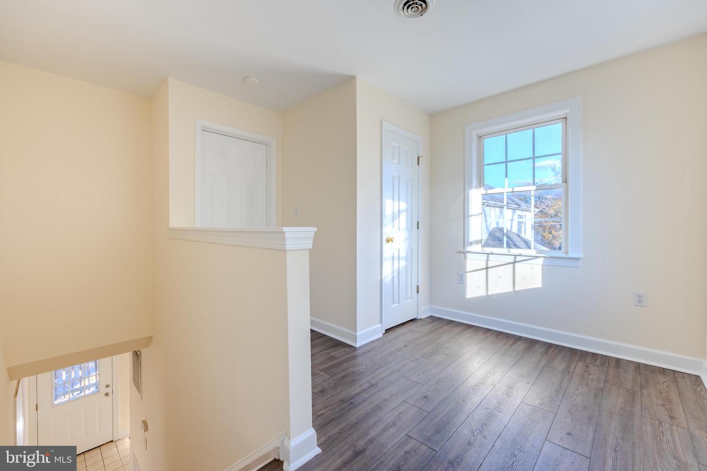 405 1/2 ELM ST, WINCHESTER, Virginia 22601, 3 Bedrooms Bedrooms, ,2 BathroomsBathrooms,Residential,For sale,405 1/2 ELM ST,VAWI2009354 MLS # VAWI2009354