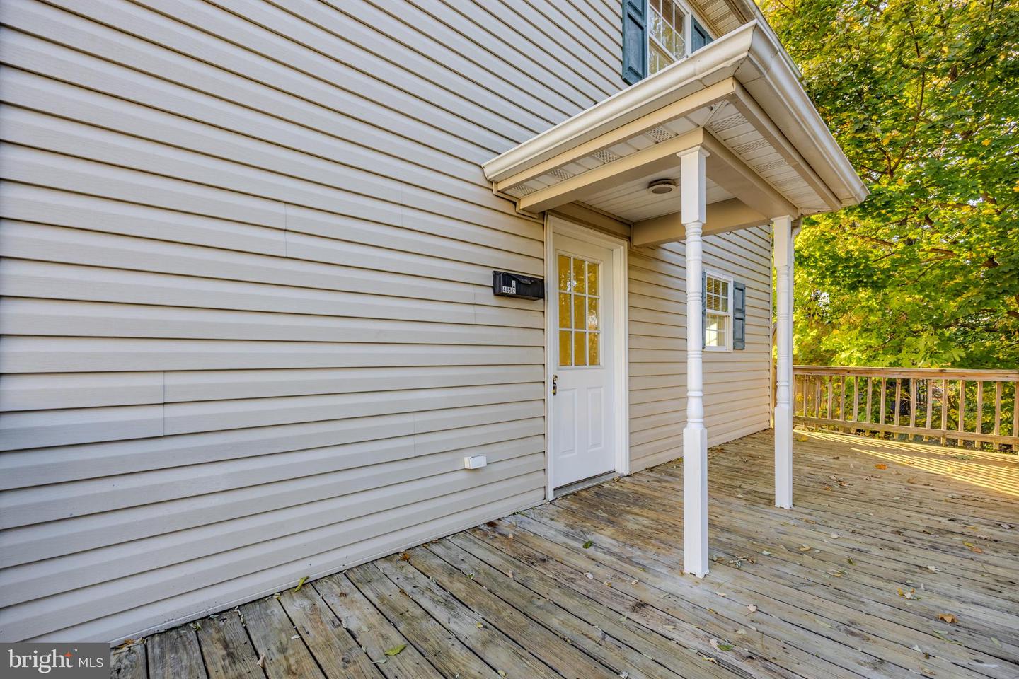 405 1/2 ELM ST, WINCHESTER, Virginia 22601, 3 Bedrooms Bedrooms, ,2 BathroomsBathrooms,Residential,For sale,405 1/2 ELM ST,VAWI2009354 MLS # VAWI2009354