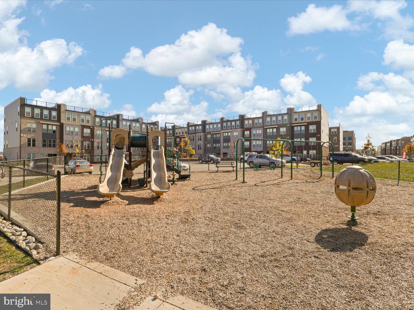 21731 DOVEKIE TER #205, ASHBURN, Virginia 20147, 2 Bedrooms Bedrooms, ,2 BathroomsBathrooms,Residential,For sale,21731 DOVEKIE TER #205,VALO2109836 MLS # VALO2109836