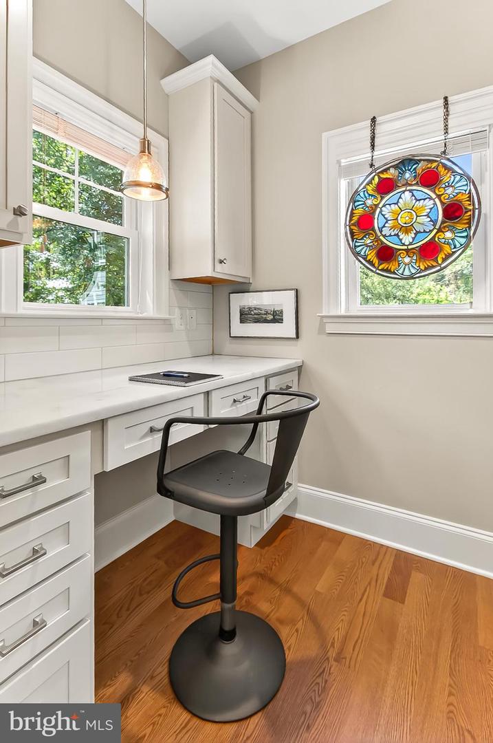 1203 WARE ST SW, VIENNA, Virginia 22180, 5 Bedrooms Bedrooms, ,4 BathroomsBathrooms,Residential,For sale,1203 WARE ST SW,VAFX2276754 MLS # VAFX2276754