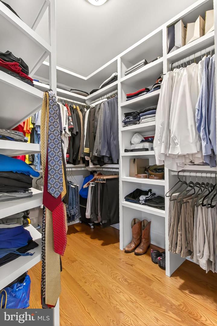 1203 WARE ST SW, VIENNA, Virginia 22180, 5 Bedrooms Bedrooms, ,4 BathroomsBathrooms,Residential,For sale,1203 WARE ST SW,VAFX2276754 MLS # VAFX2276754