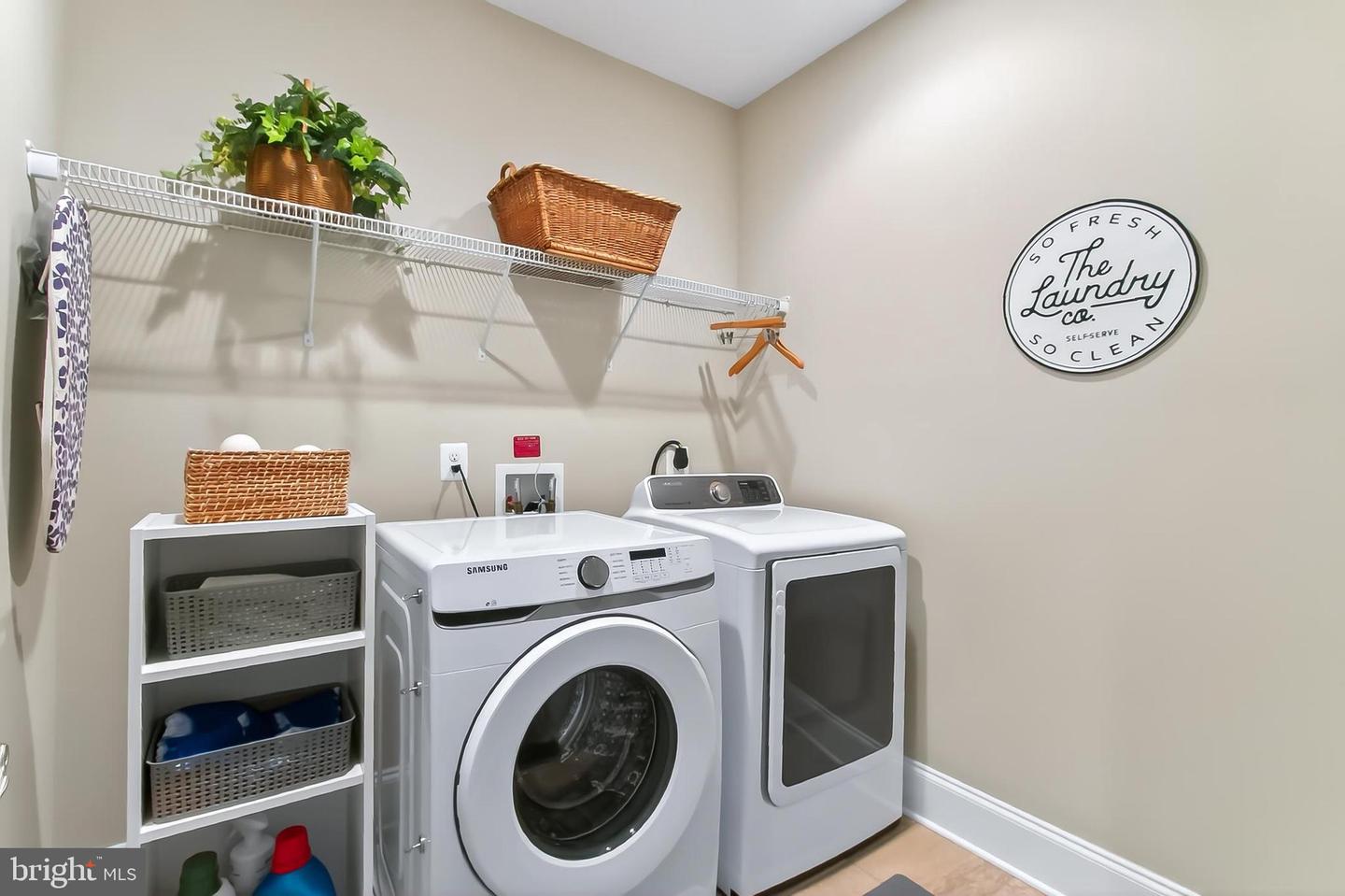 1203 WARE ST SW, VIENNA, Virginia 22180, 5 Bedrooms Bedrooms, ,4 BathroomsBathrooms,Residential,For sale,1203 WARE ST SW,VAFX2276754 MLS # VAFX2276754