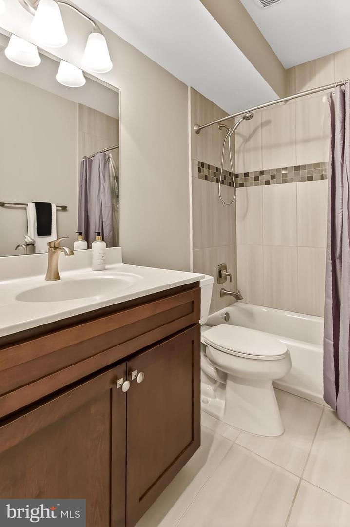 1203 WARE ST SW, VIENNA, Virginia 22180, 5 Bedrooms Bedrooms, ,4 BathroomsBathrooms,Residential,For sale,1203 WARE ST SW,VAFX2276754 MLS # VAFX2276754