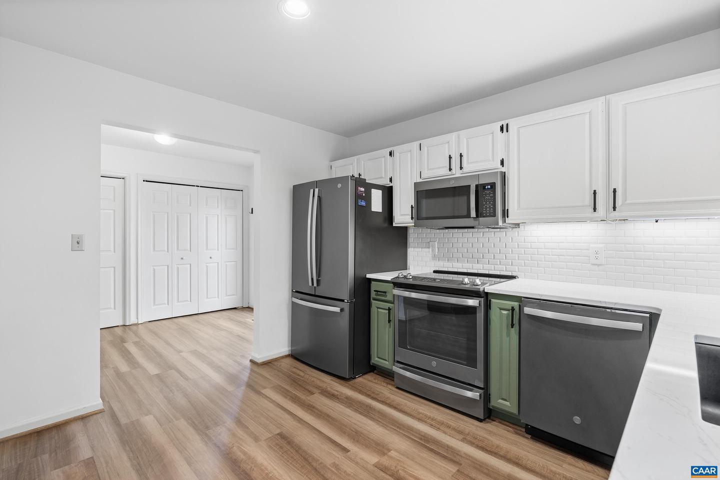 50 STONE MILL CT, CHARLOTTESVILLE, Virginia 22902, 3 Bedrooms Bedrooms, ,2 BathroomsBathrooms,Residential,For sale,50 STONE MILL CT,670521 MLS # 670521 50 STONE MILL CT, CHARLOTTESVILLE, Virginia 22902, 3 Bedrooms Bedrooms, ,2 BathroomsBathrooms,Residential,For sale,50 STONE MILL CT,670521 MLS # 670521