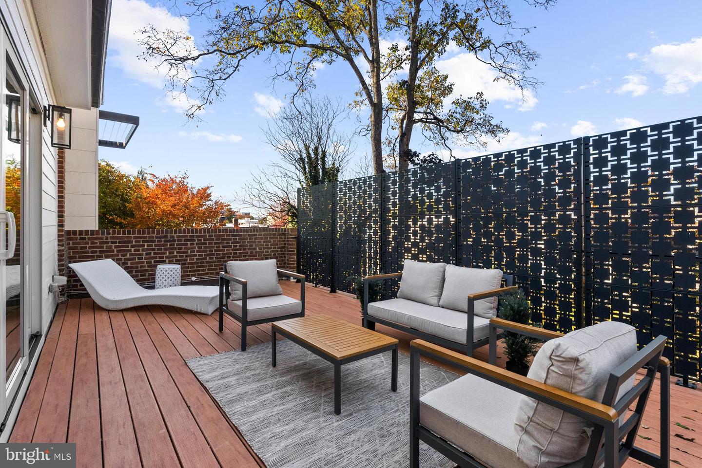 1914 35TH ST NW, WASHINGTON, District Of Columbia 20007, 4 Bedrooms Bedrooms, ,4 BathroomsBathrooms,Residential,For sale,1914 35TH ST NW,DCDC2229436 MLS # DCDC2229436