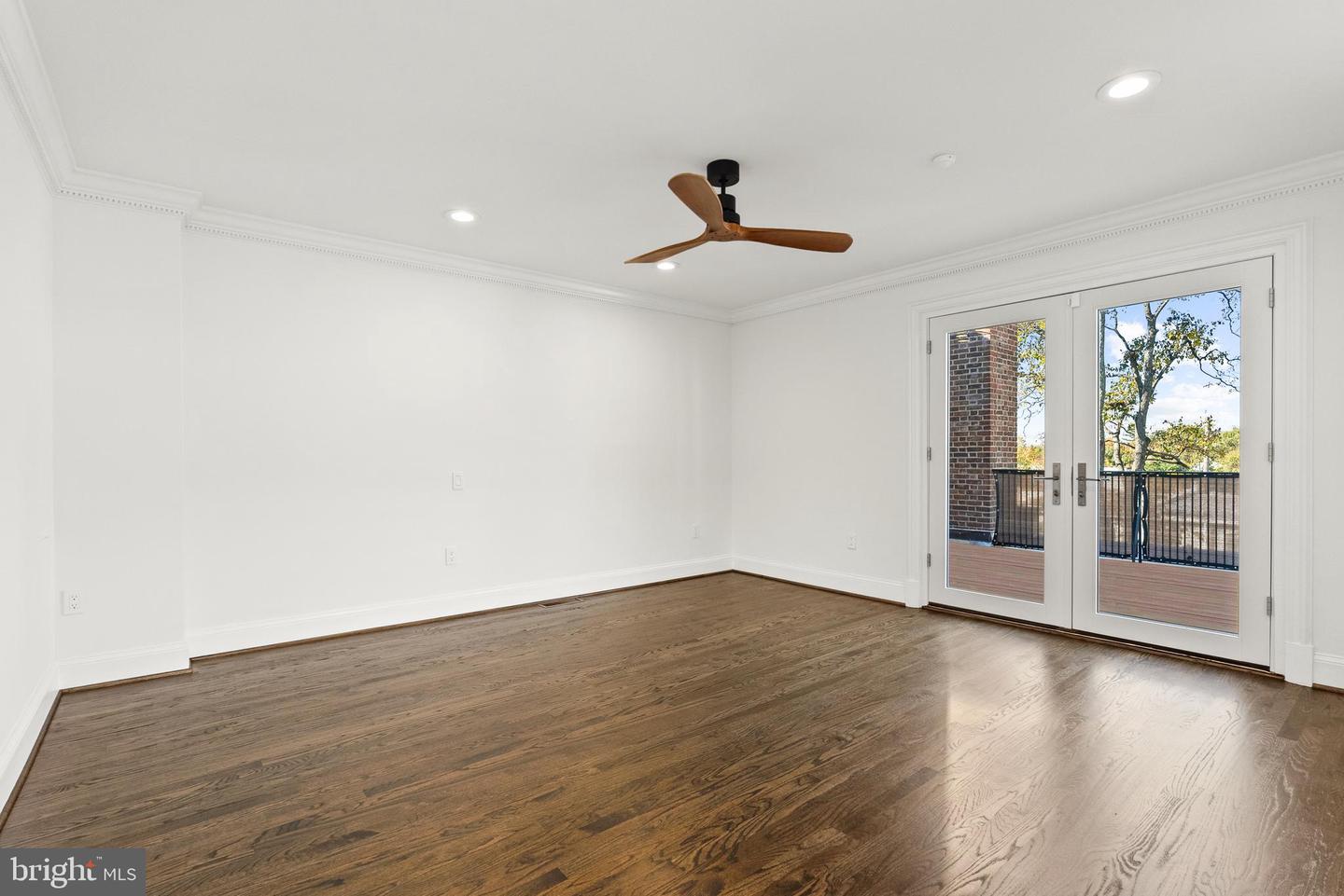 1914 35TH ST NW, WASHINGTON, District Of Columbia 20007, 4 Bedrooms Bedrooms, ,4 BathroomsBathrooms,Residential,For sale,1914 35TH ST NW,DCDC2229436 MLS # DCDC2229436