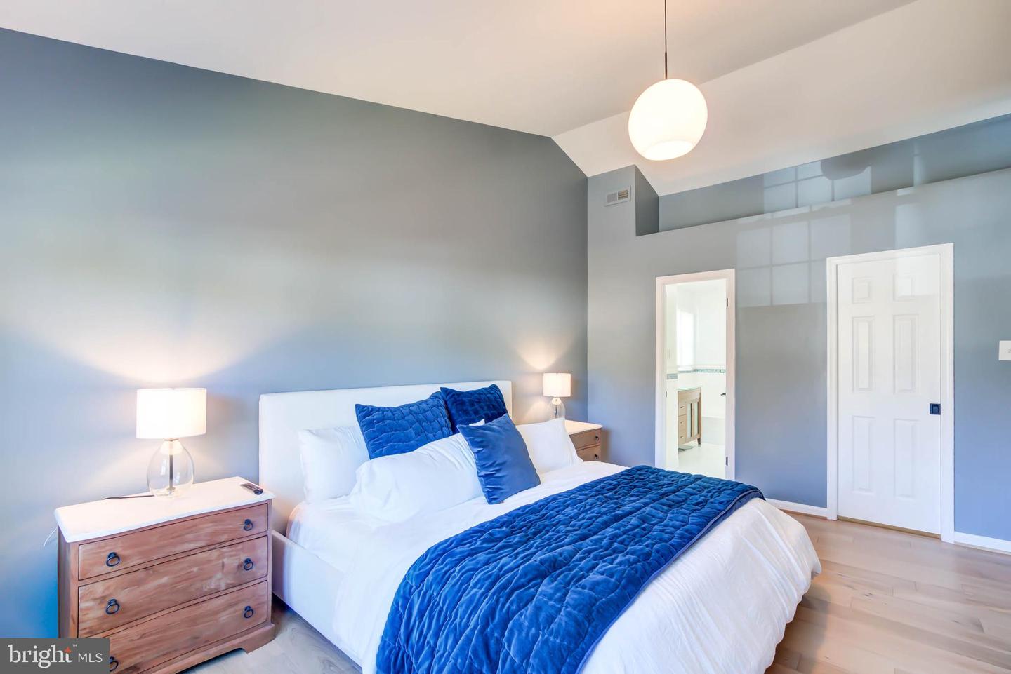 6617 MORNING RIDE CIR, ALEXANDRIA, Virginia 22315, 3 Bedrooms Bedrooms, ,2 BathroomsBathrooms,Residential,For sale,6617 MORNING RIDE CIR,VAFX2276840 MLS # VAFX2276840 6617 MORNING RIDE CIR, ALEXANDRIA, Virginia 22315, 3 Bedrooms Bedrooms, ,2 BathroomsBathrooms,Residential,For sale,6617 MORNING RIDE CIR,VAFX2276840 MLS # VAFX2276840