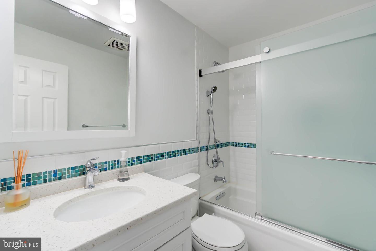 6617 MORNING RIDE CIR, ALEXANDRIA, Virginia 22315, 3 Bedrooms Bedrooms, ,2 BathroomsBathrooms,Residential,For sale,6617 MORNING RIDE CIR,VAFX2276840 MLS # VAFX2276840 6617 MORNING RIDE CIR, ALEXANDRIA, Virginia 22315, 3 Bedrooms Bedrooms, ,2 BathroomsBathrooms,Residential,For sale,6617 MORNING RIDE CIR,VAFX2276840 MLS # VAFX2276840