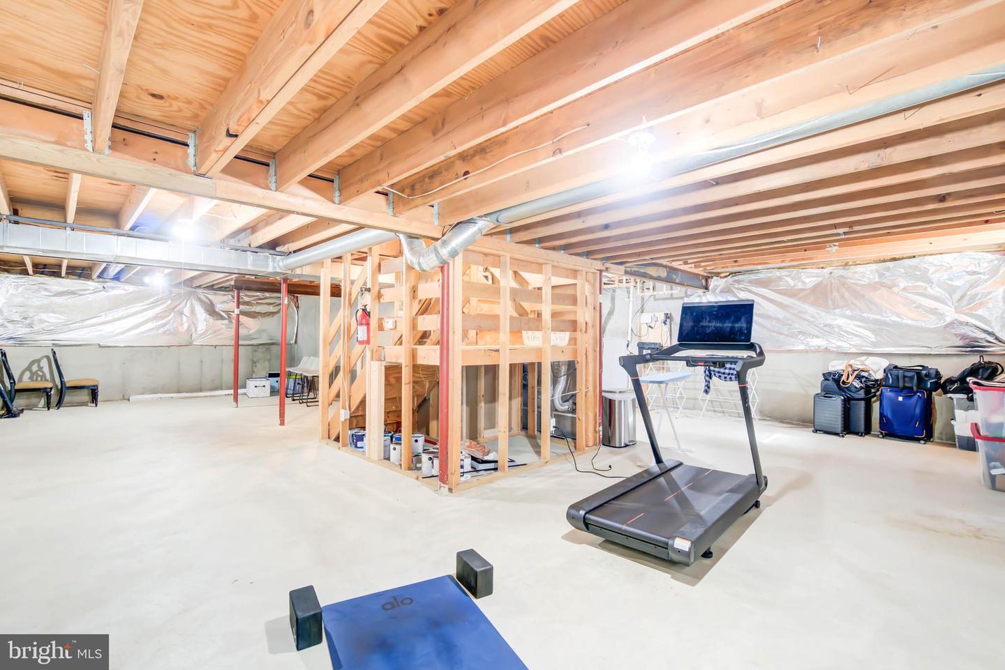 6617 MORNING RIDE CIR, ALEXANDRIA, Virginia 22315, 3 Bedrooms Bedrooms, ,2 BathroomsBathrooms,Residential,For sale,6617 MORNING RIDE CIR,VAFX2276840 MLS # VAFX2276840 6617 MORNING RIDE CIR, ALEXANDRIA, Virginia 22315, 3 Bedrooms Bedrooms, ,2 BathroomsBathrooms,Residential,For sale,6617 MORNING RIDE CIR,VAFX2276840 MLS # VAFX2276840