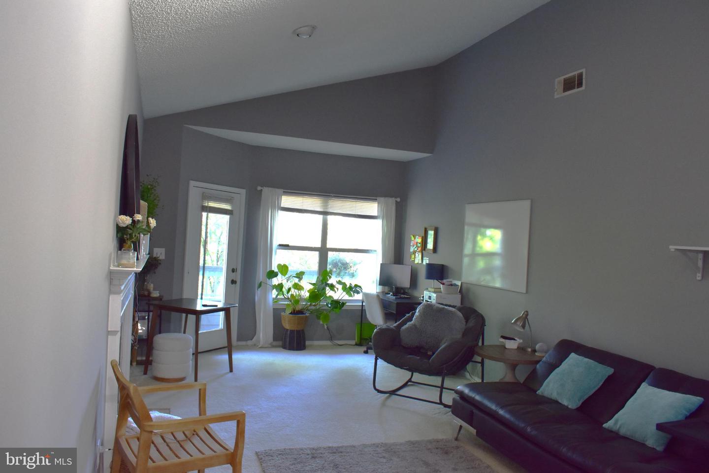 4413 FAIR STONE DR #306, FAIRFAX, Virginia 22033, 2 Bedrooms Bedrooms, 6 Rooms Rooms,2 BathroomsBathrooms,Residential,For sale,4413 FAIR STONE DR #306,VAFX2276880 MLS # VAFX2276880