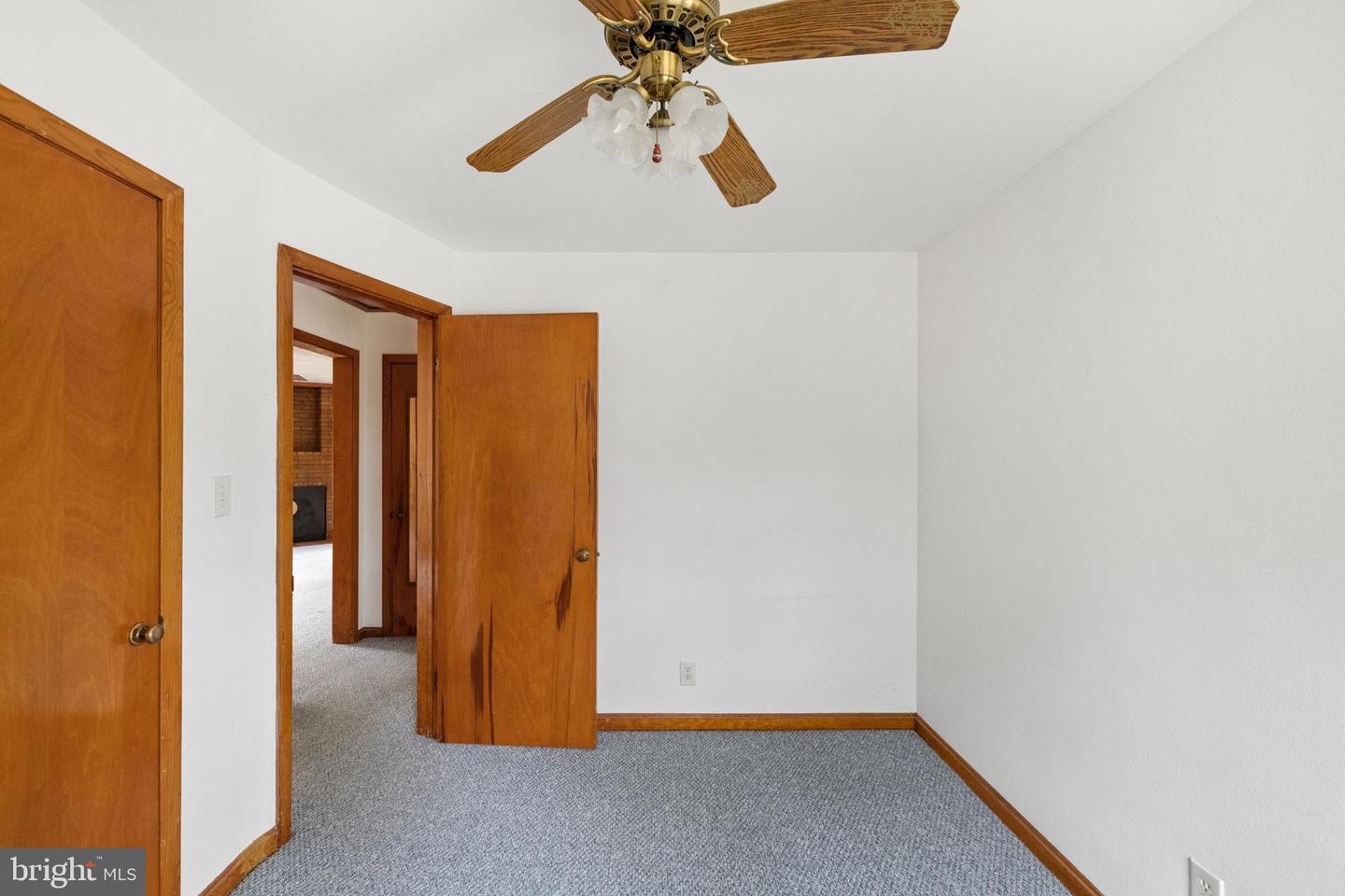 203 JENNY WREN DR, FRONT ROYAL, Virginia 22630, 2 Bedrooms Bedrooms, ,1 BathroomBathrooms,Residential,For sale,203 JENNY WREN DR,VAWR2012676 MLS # VAWR2012676