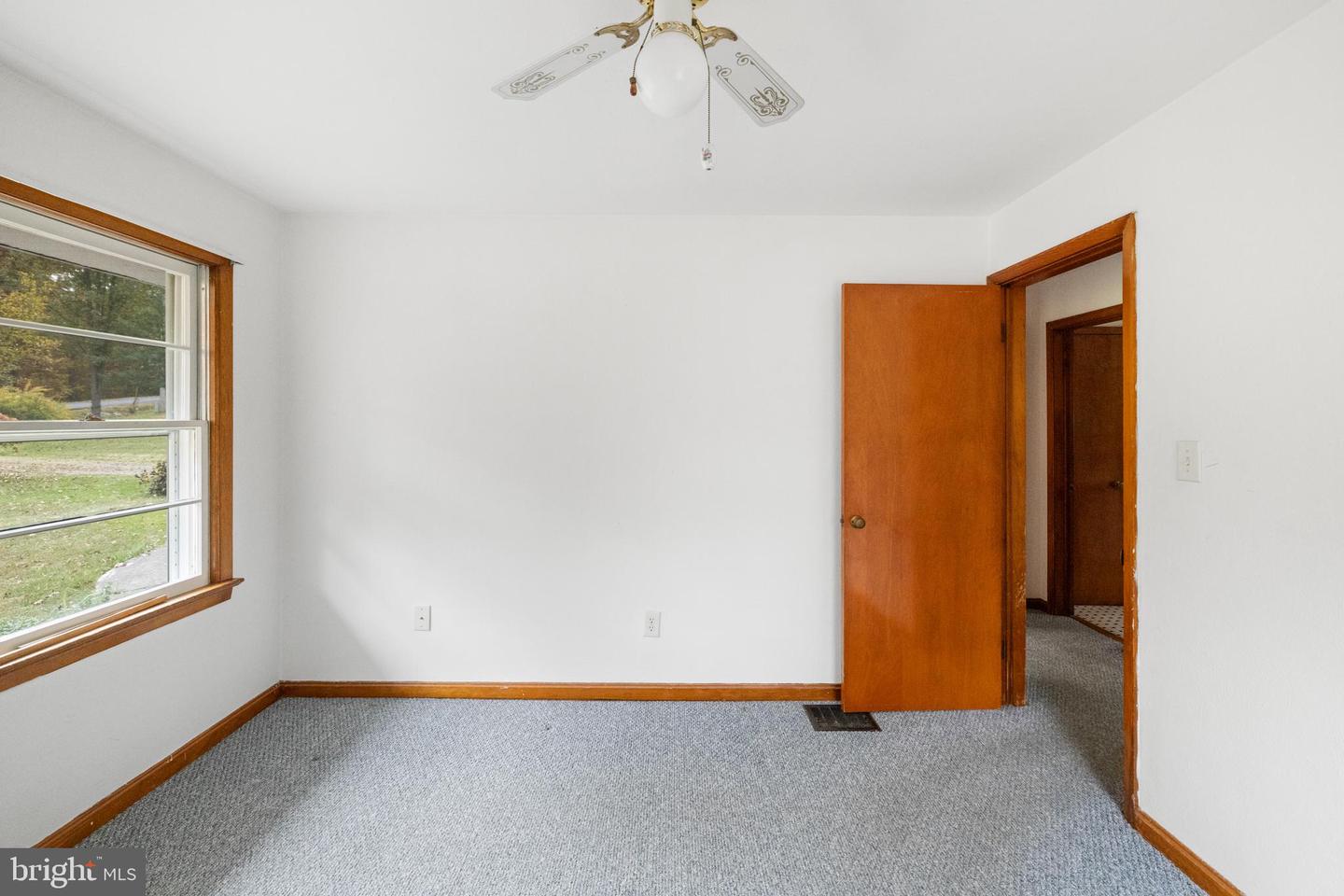 203 JENNY WREN DR, FRONT ROYAL, Virginia 22630, 2 Bedrooms Bedrooms, ,1 BathroomBathrooms,Residential,For sale,203 JENNY WREN DR,VAWR2012676 MLS # VAWR2012676