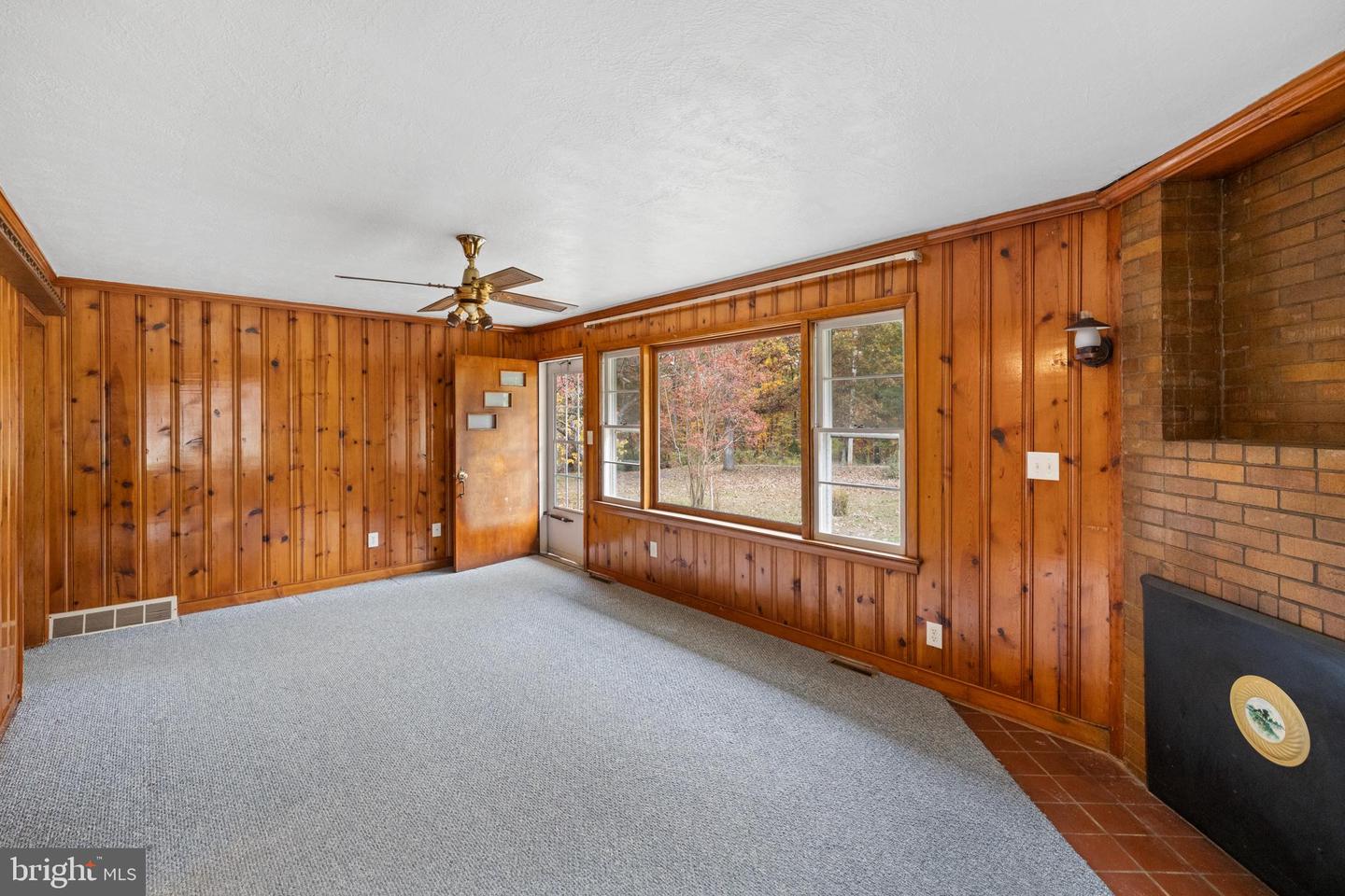 203 JENNY WREN DR, FRONT ROYAL, Virginia 22630, 2 Bedrooms Bedrooms, ,1 BathroomBathrooms,Residential,For sale,203 JENNY WREN DR,VAWR2012676 MLS # VAWR2012676